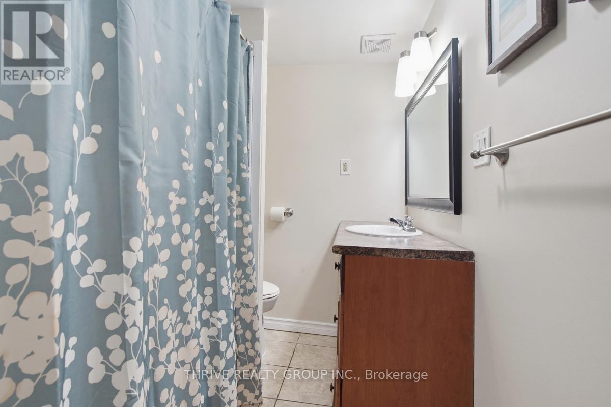 15 RENNY CRESCENT - 31
