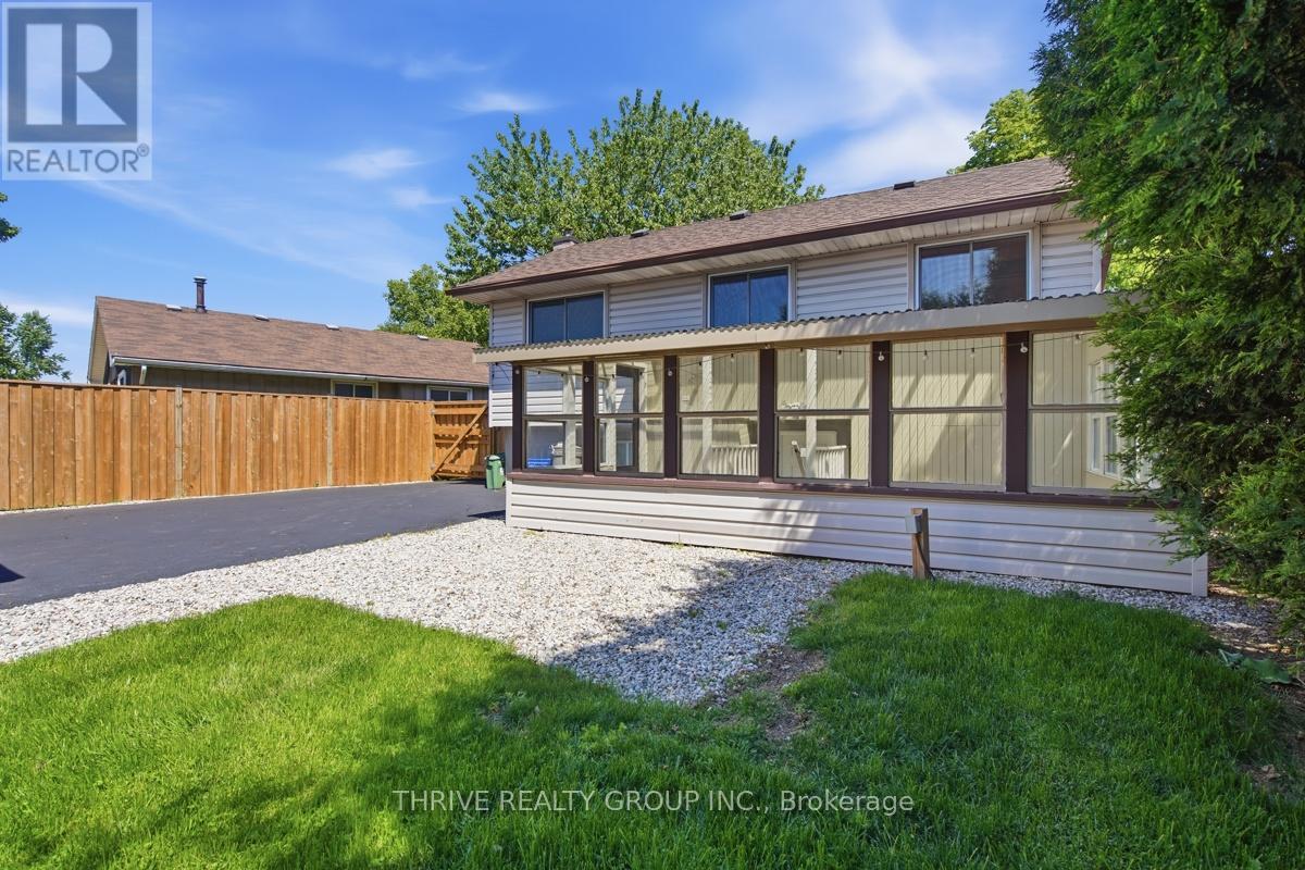15 RENNY CRESCENT - 40