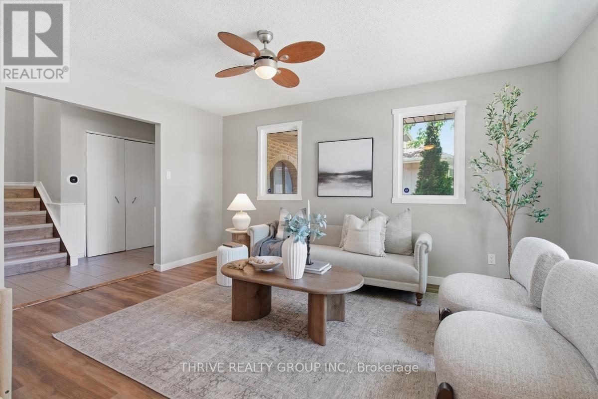 15 RENNY CRESCENT - Image 7