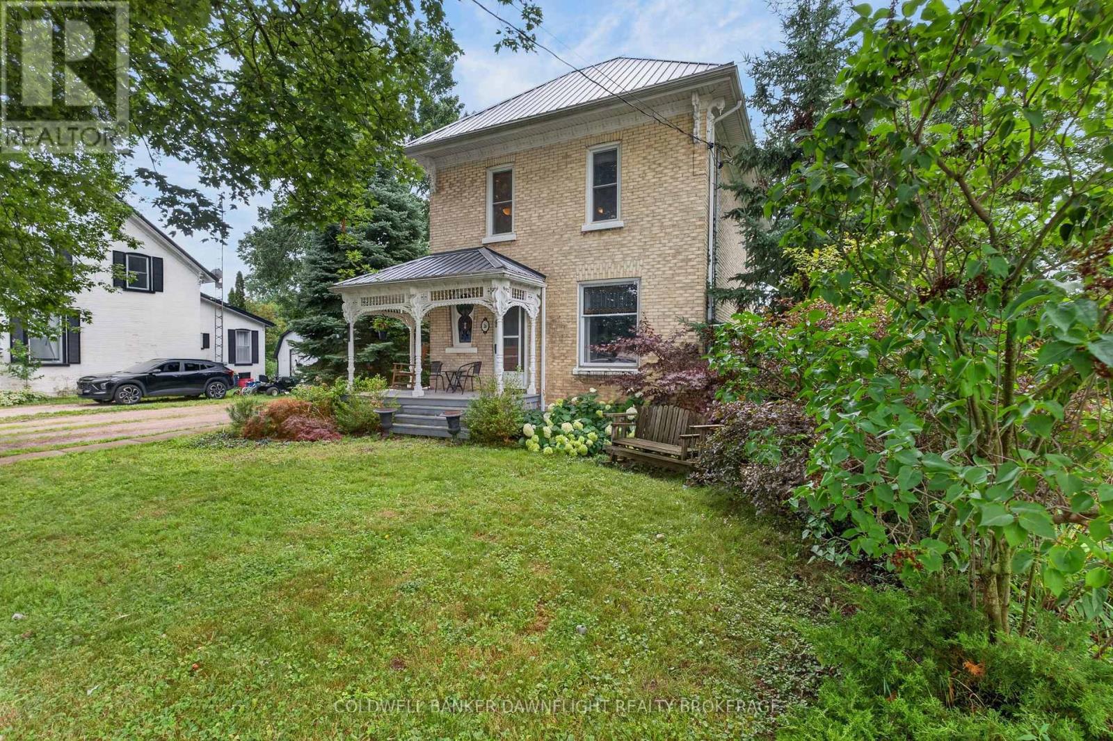 26 KING STREET N - Image 3