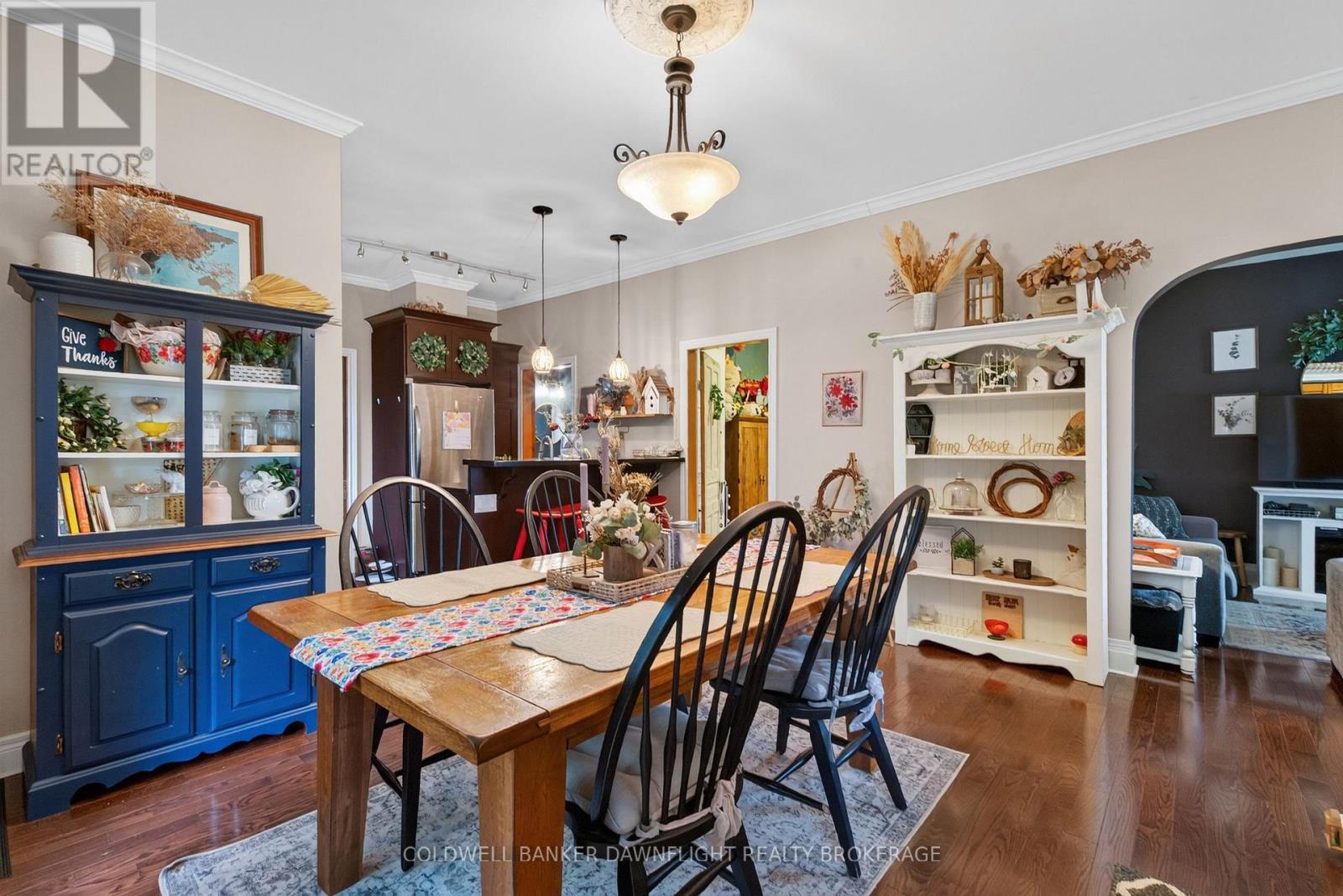 26 KING STREET N - Image 5