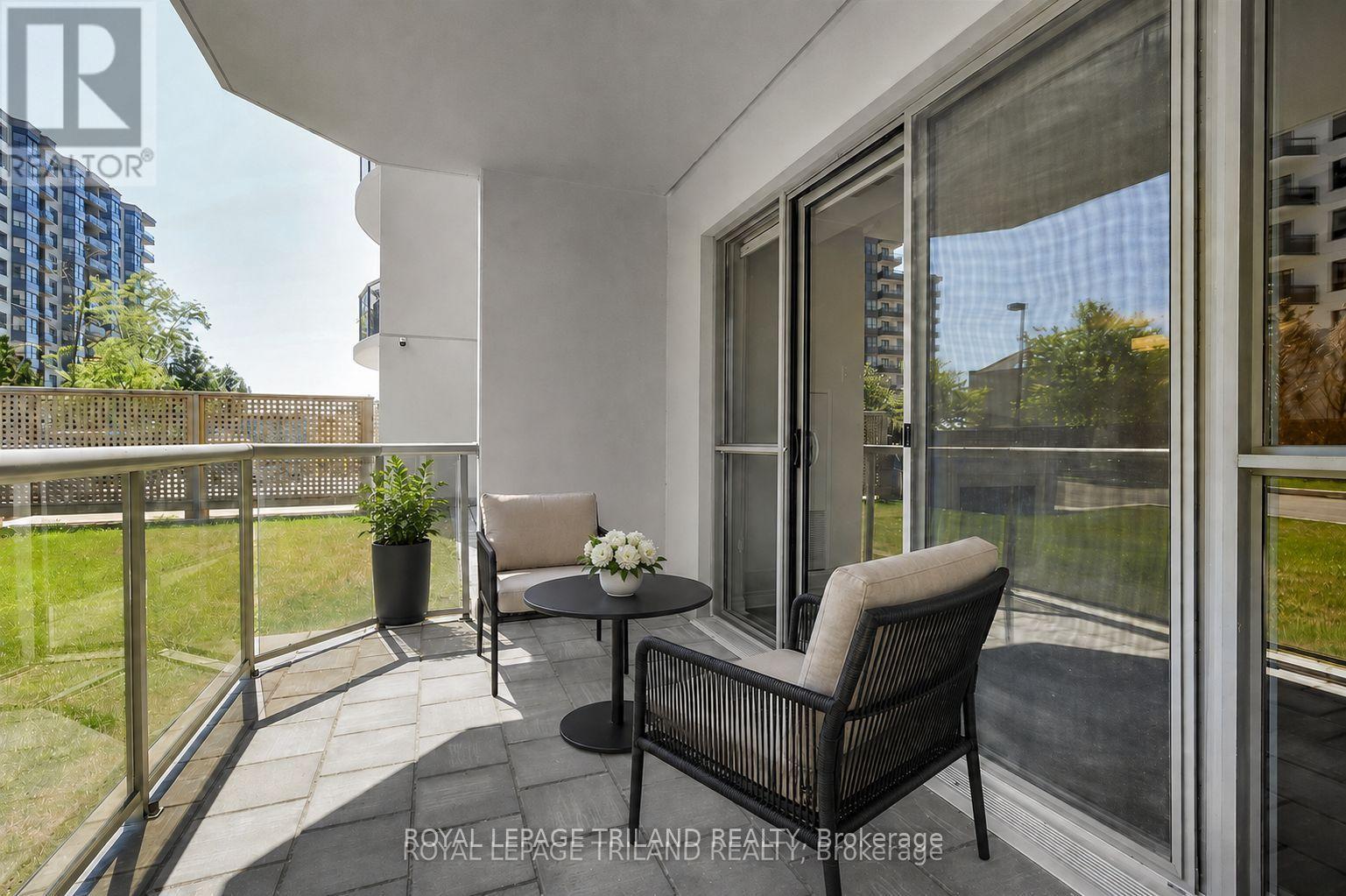 #111 1030 CORONATION DRIVE - 22