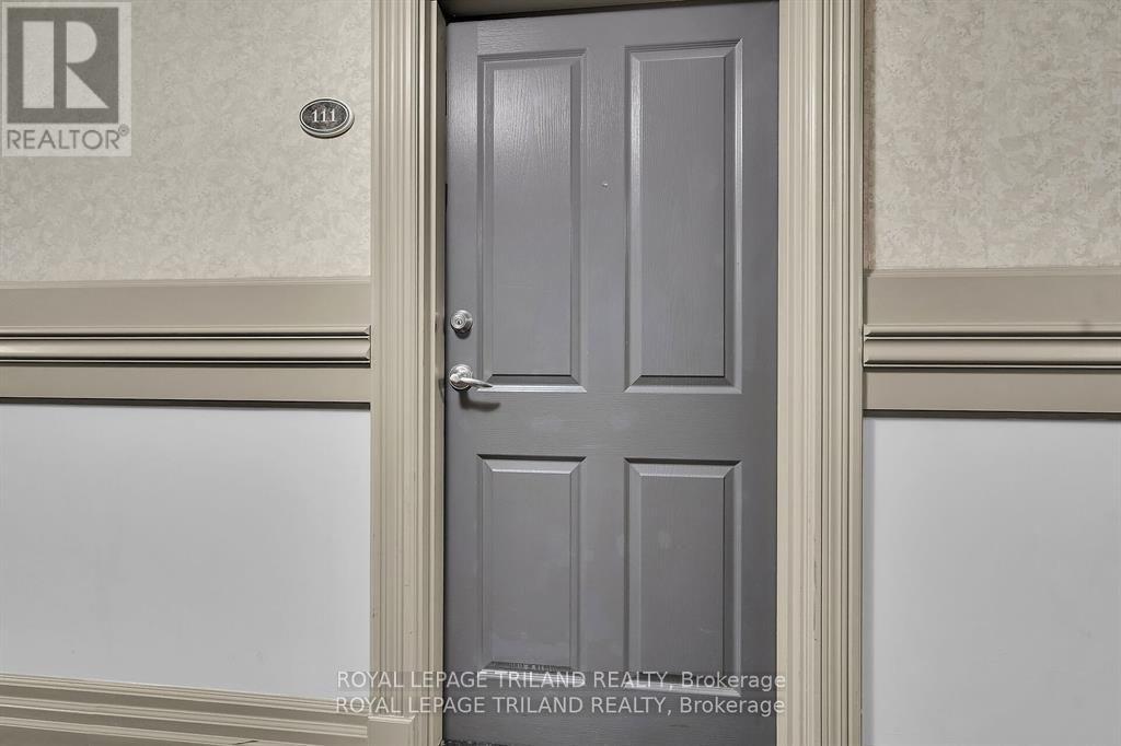 #111 1030 CORONATION DRIVE - 3