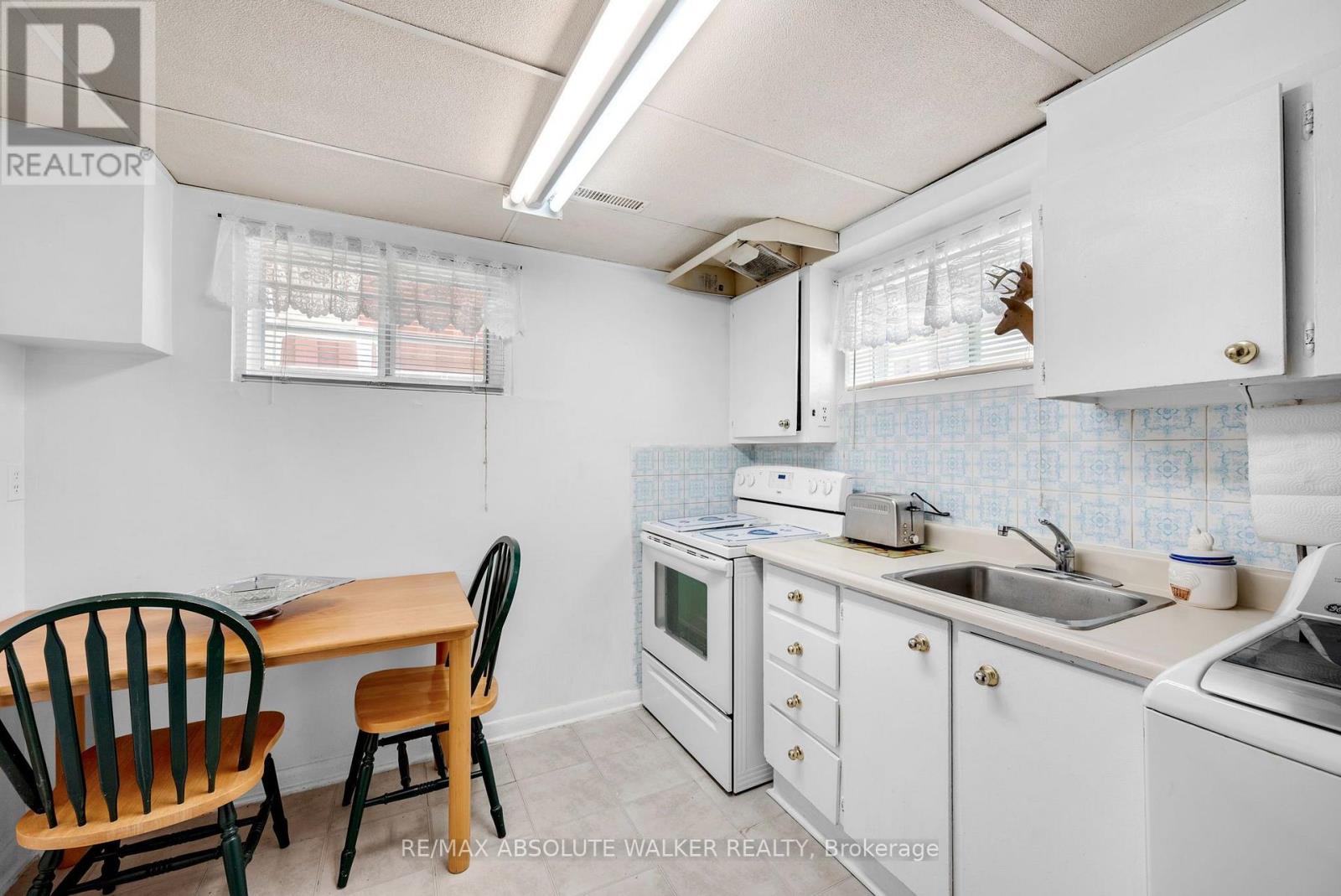656 MORIN STREET - Image 41