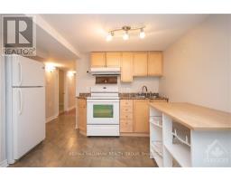 B - 13 DONNA STREET — photo 4