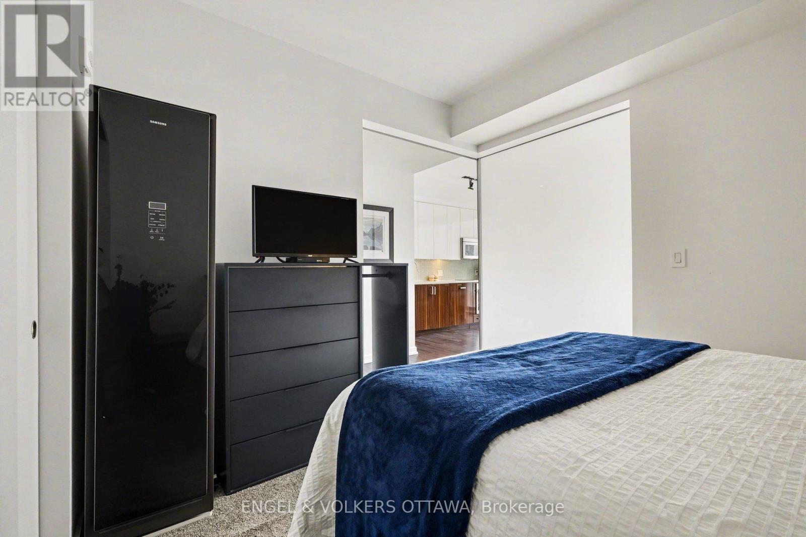 #513 300 LISGAR STREET - 20
