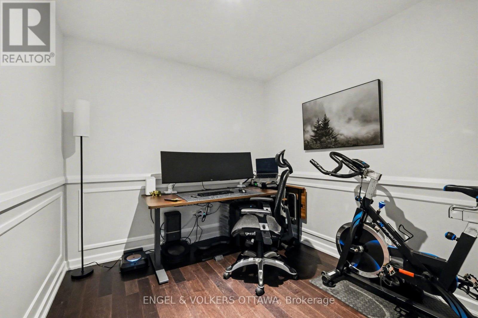 #513 300 LISGAR STREET - Image 22