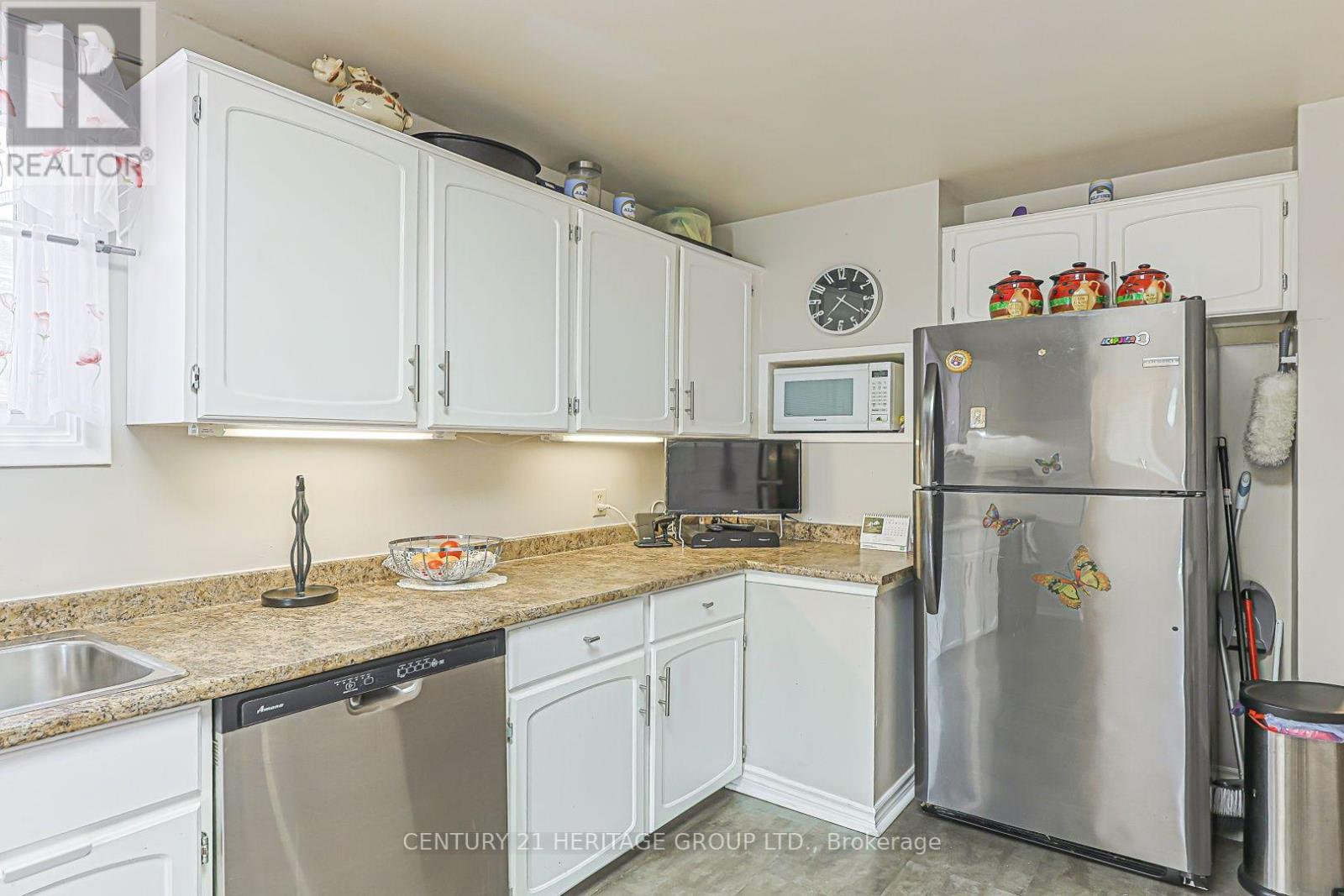 78 ZIMA CRESCENT - Image 20