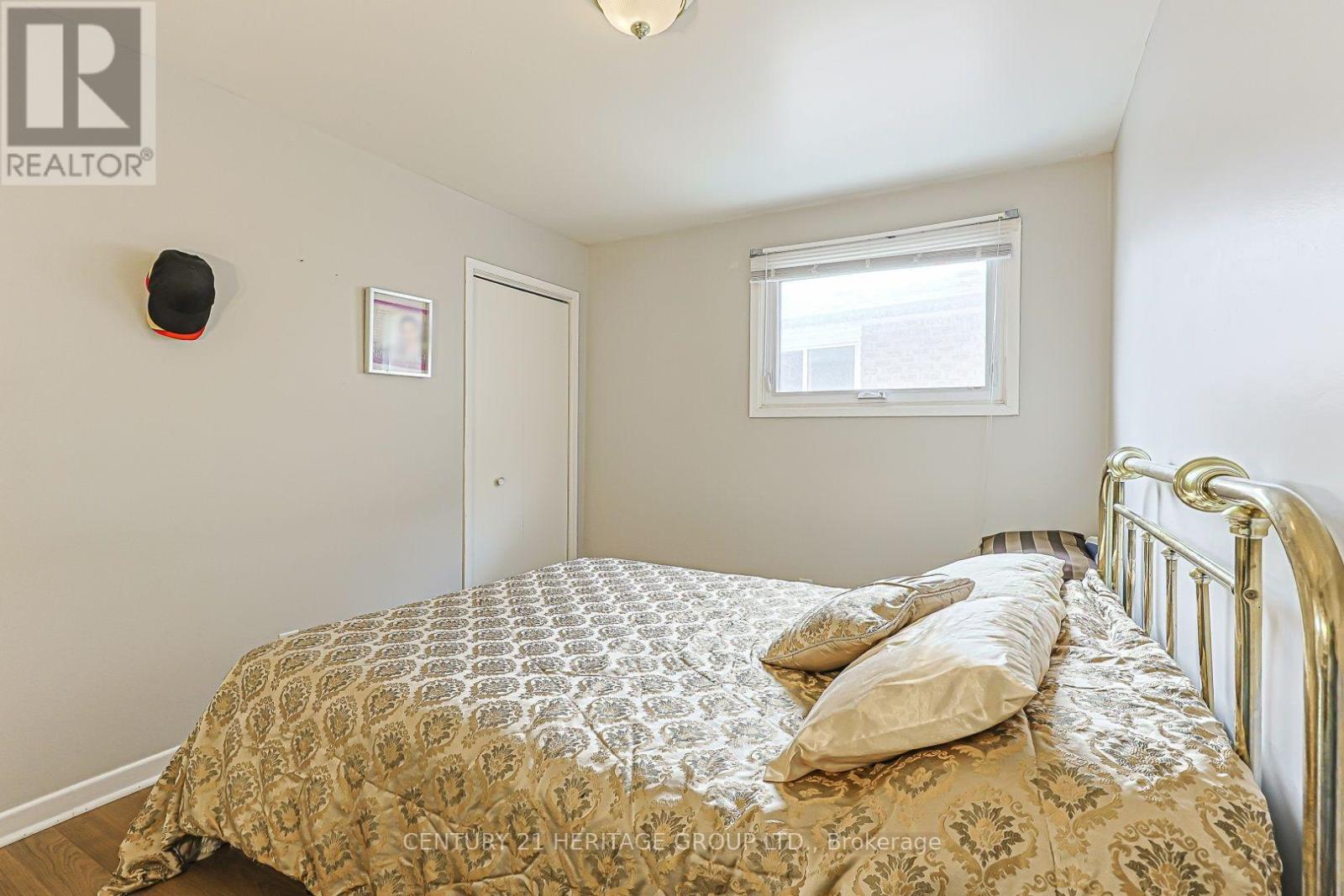 78 ZIMA CRESCENT - 26