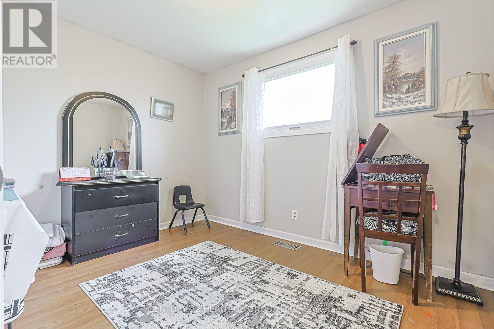 78 ZIMA CRESCENT - Image 30