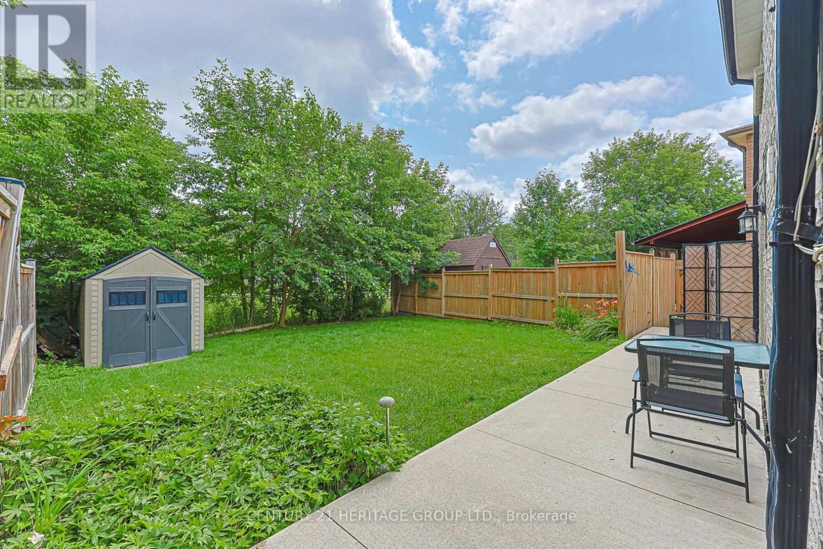 78 ZIMA CRESCENT - 36