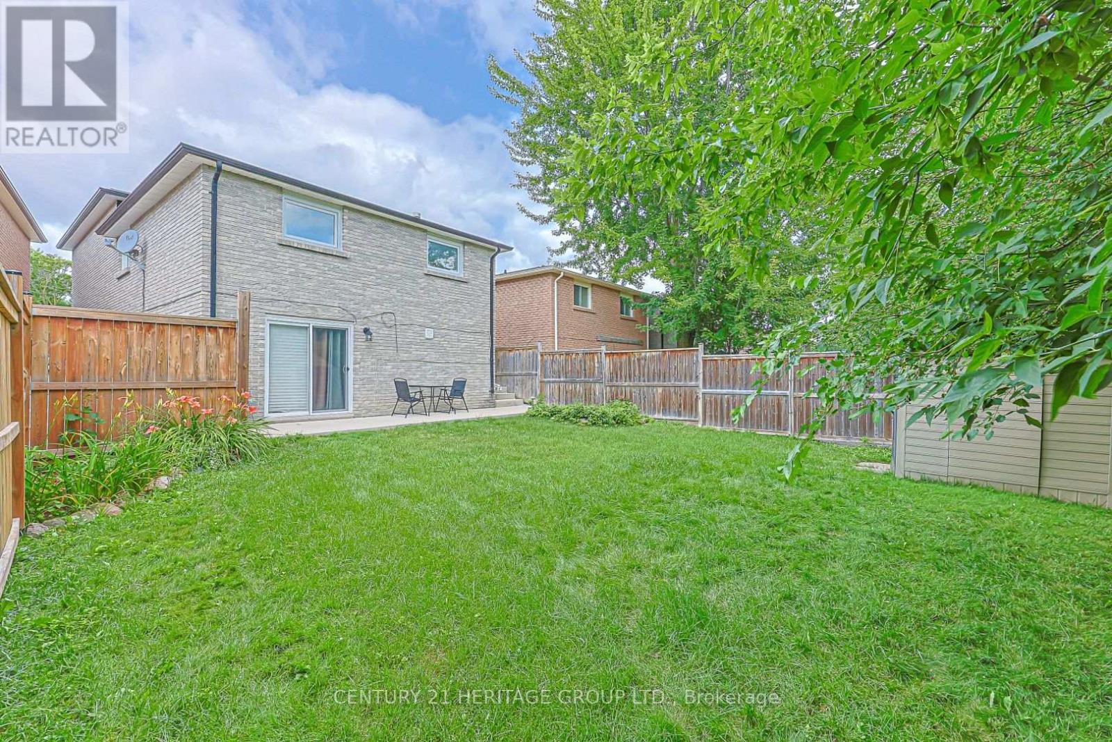 78 ZIMA CRESCENT - Image 38
