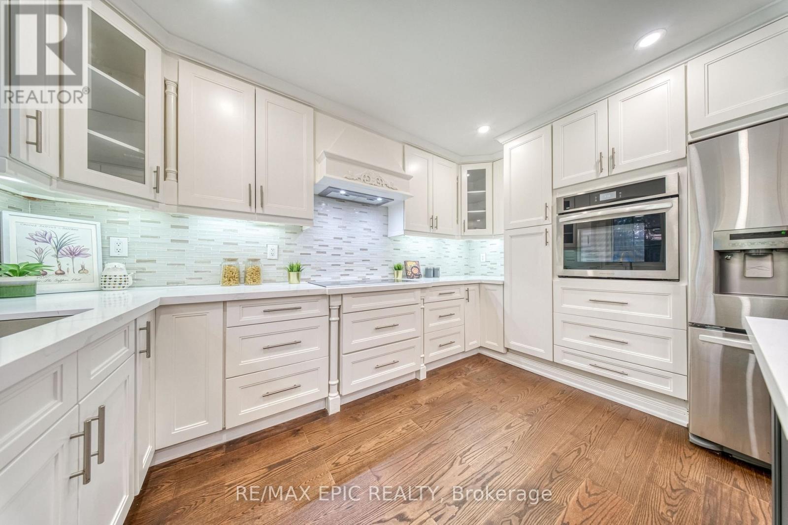 961 DAMASCUS COURT - 9
