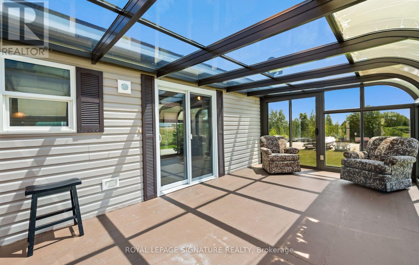 49 SUNRISE CIRCLE - Image 29