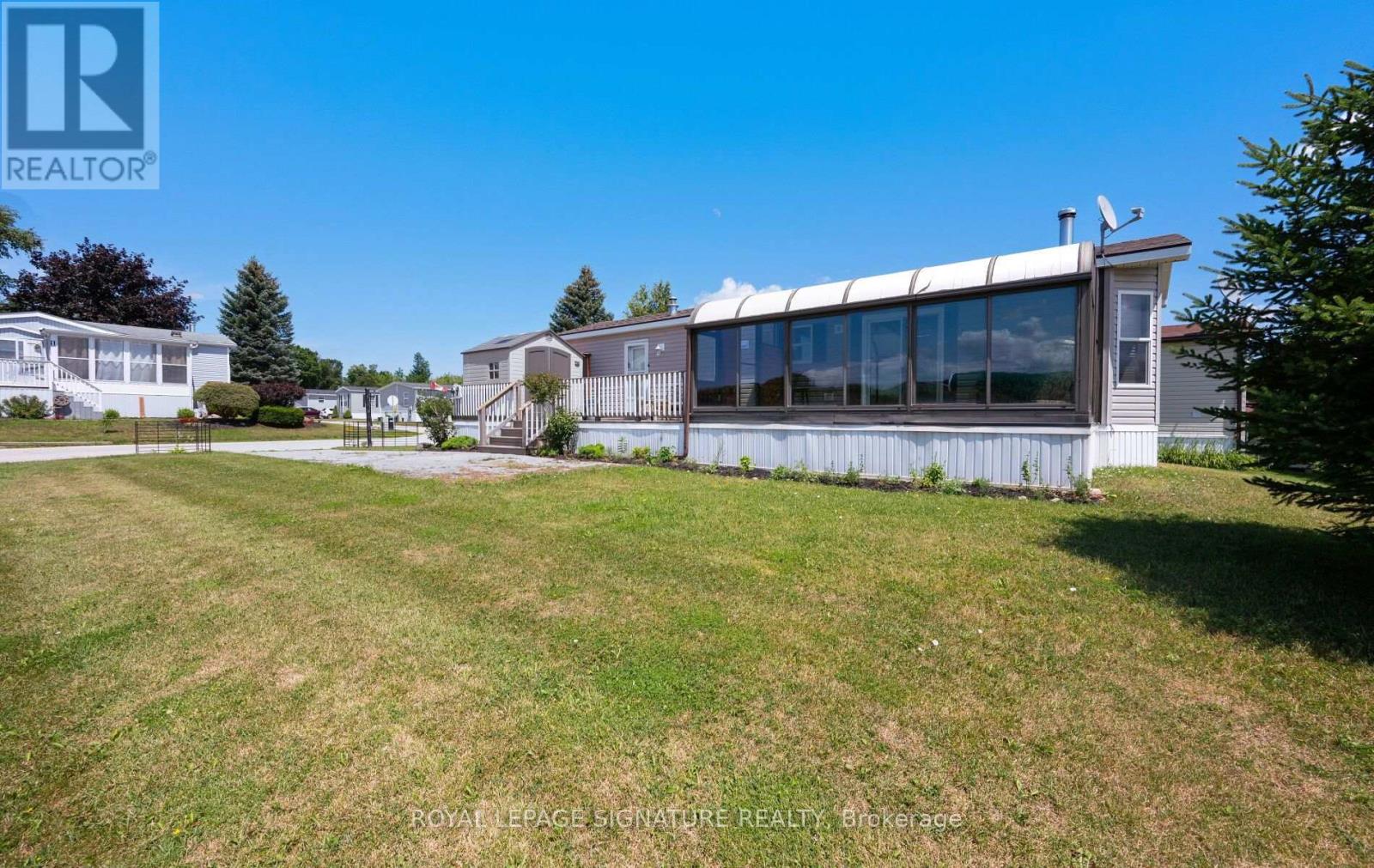 49 SUNRISE CIRCLE - Image 36