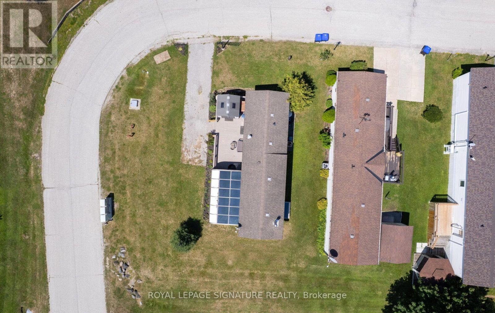 49 SUNRISE CIRCLE - Image 38