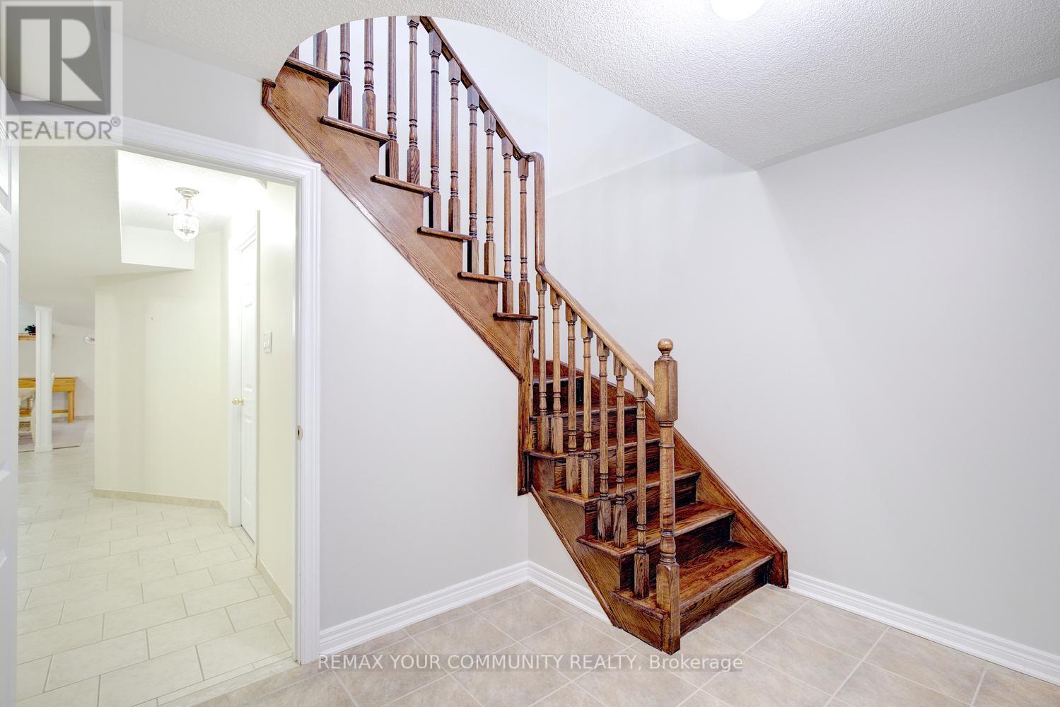 99 LEALINDS ROAD - 36