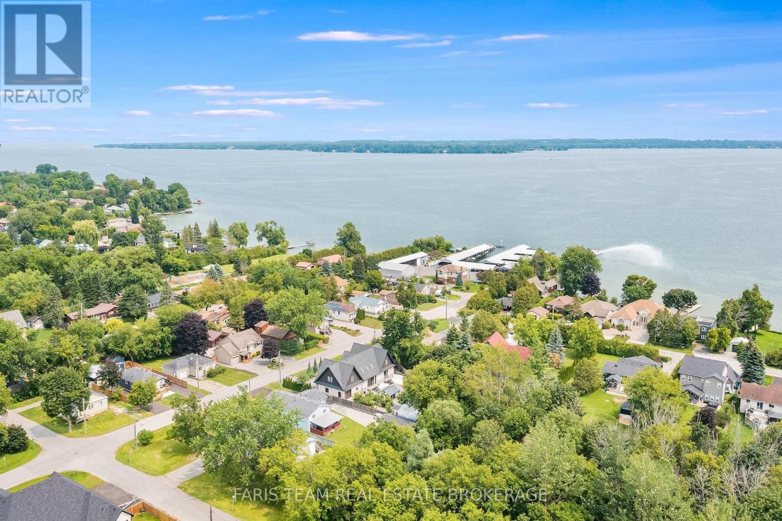 987 ISABELLA STREET - Image 35