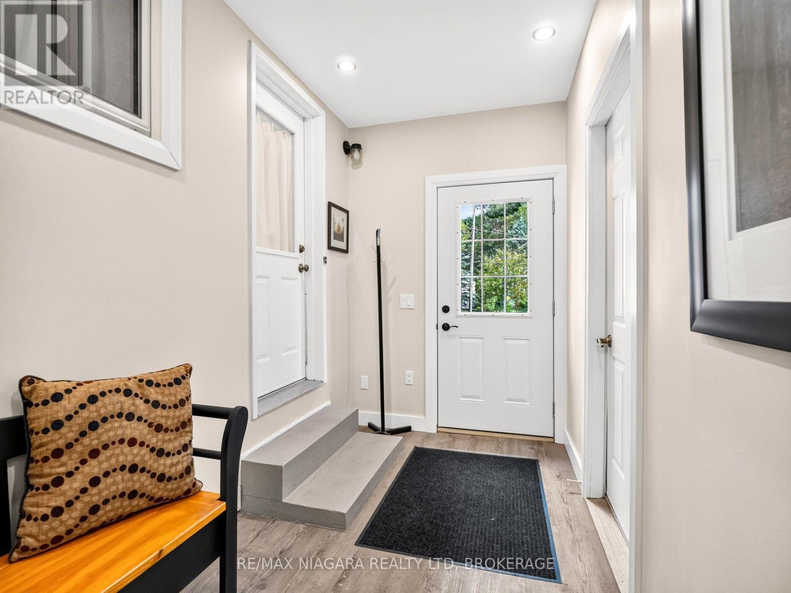 3259 JEWELL AVENUE - 2