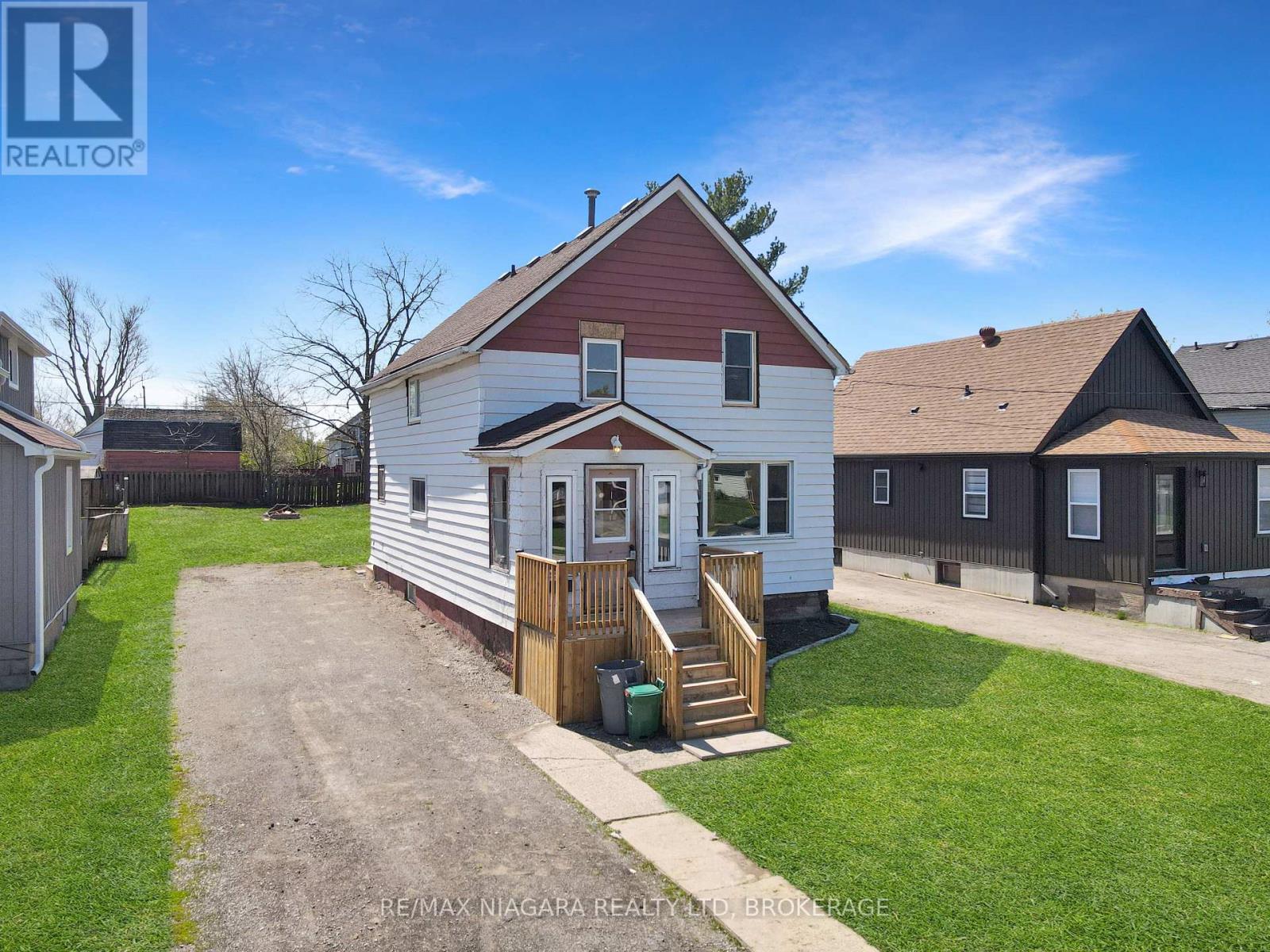 351 BROCK STREET - 1