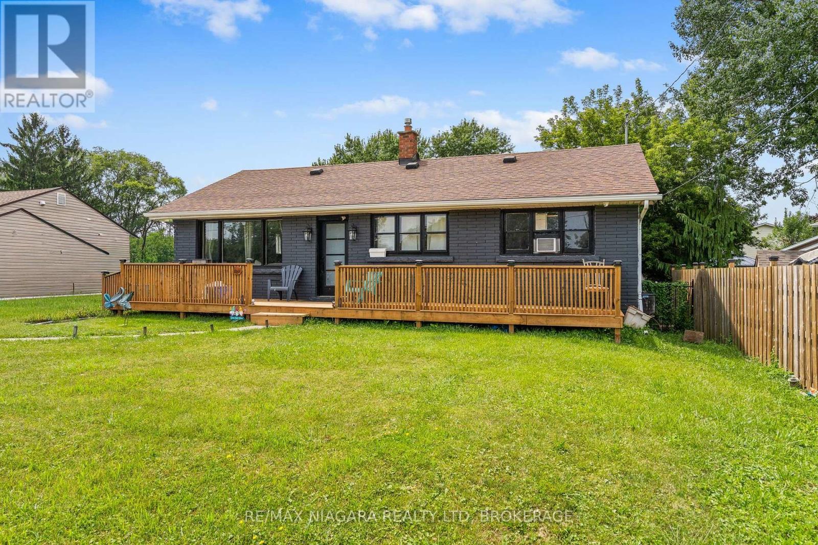163 RICE ROAD W - 2