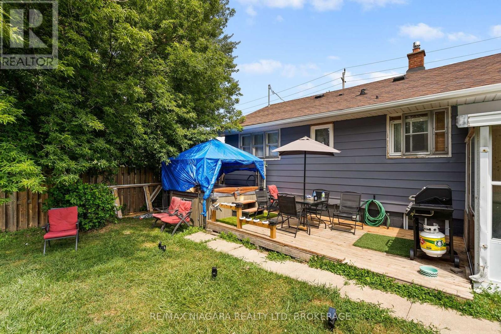 163 RICE ROAD W - Image 24