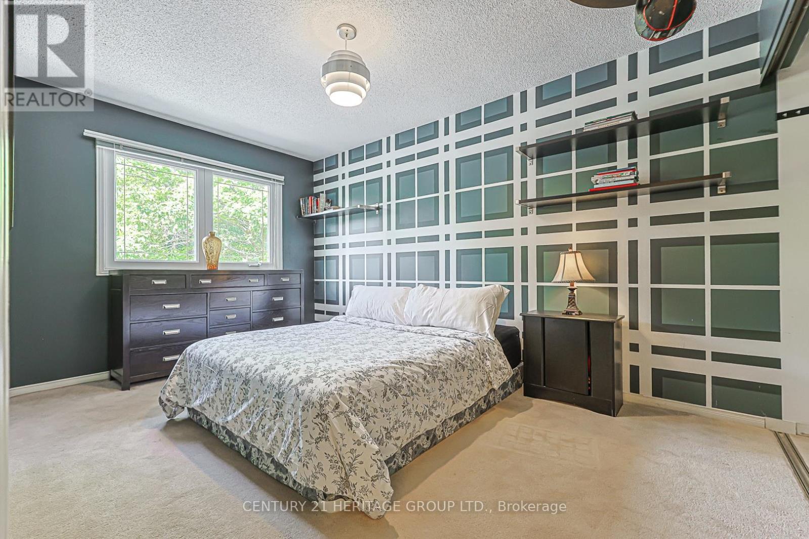 169 DELAYNE DRIVE - 23