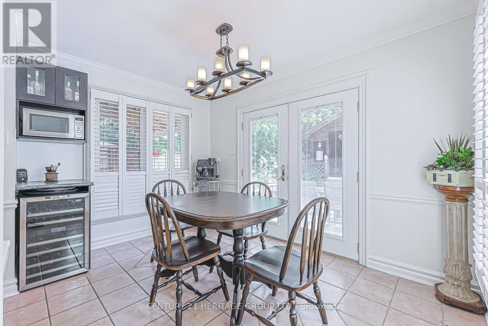 169 DELAYNE DRIVE - 16