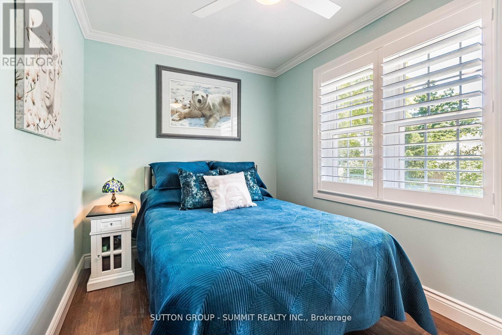 2084 EDINBURGH DRIVE - 25