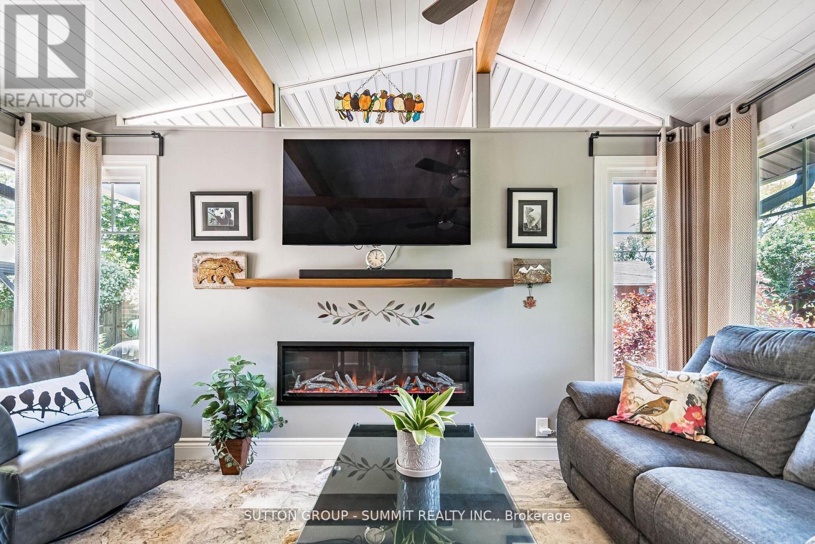 2084 EDINBURGH DRIVE - Image 30