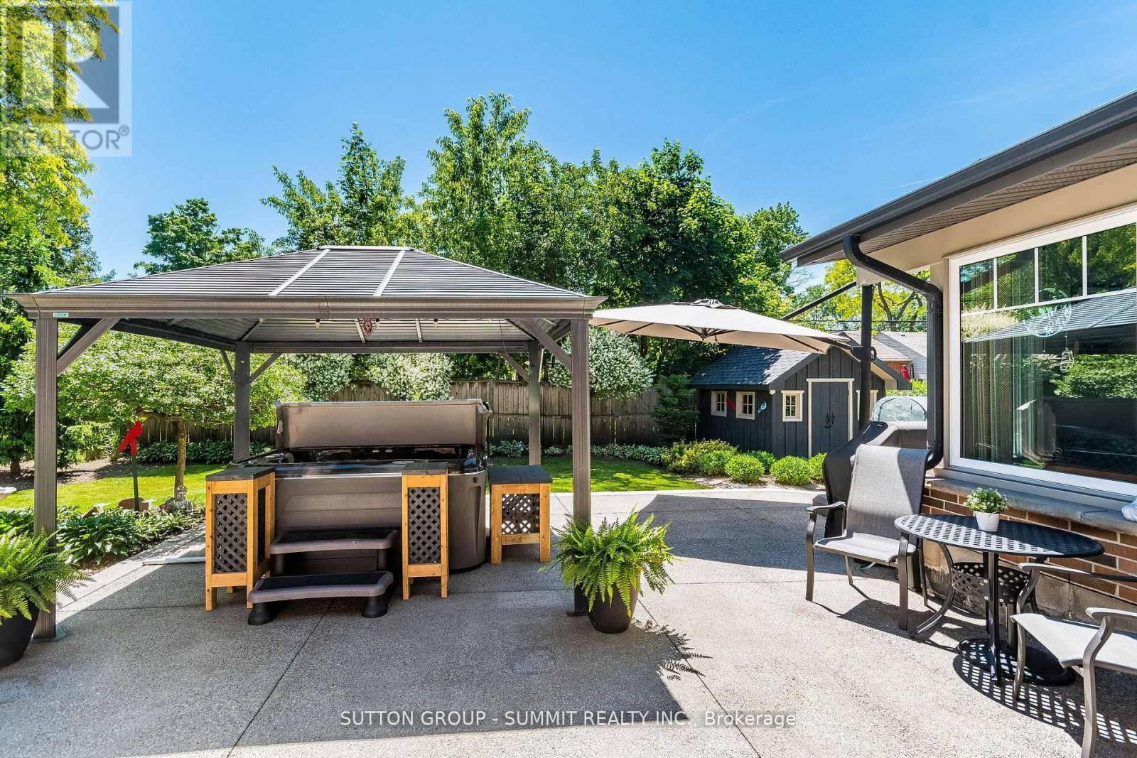 2084 EDINBURGH DRIVE - 44