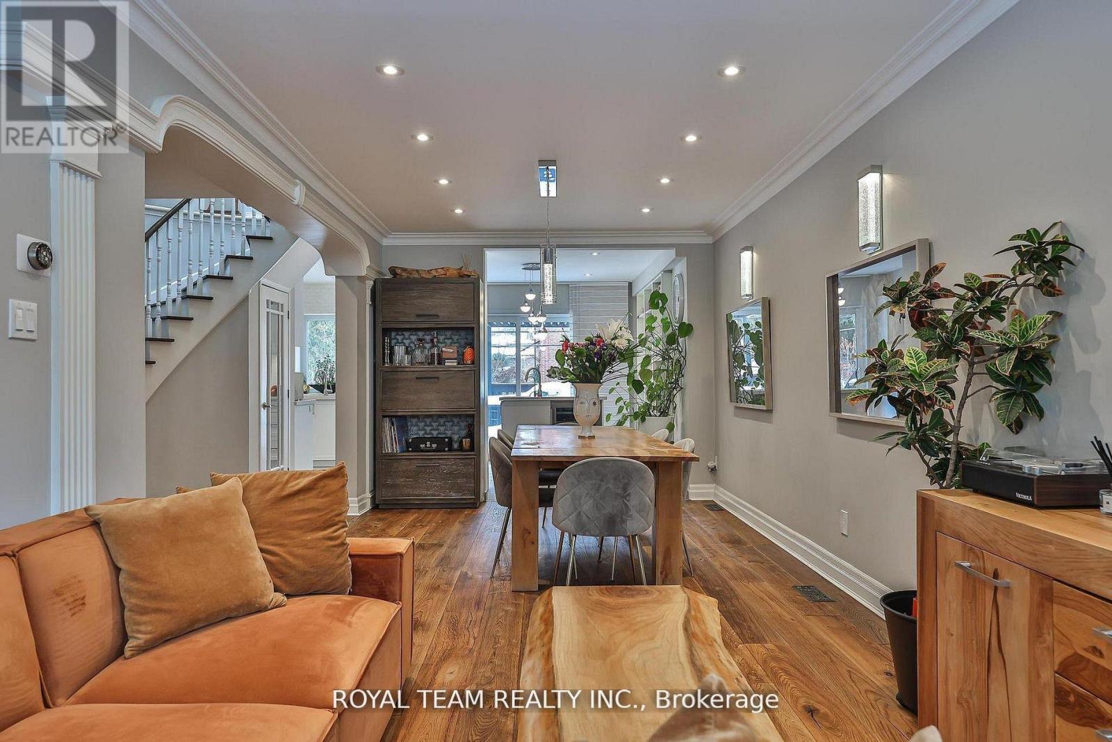 91 SOUTH KINGSWAY WAY - 12
