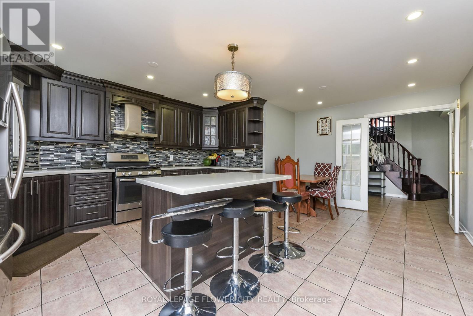 46 PERTOSA DRIVE - 14
