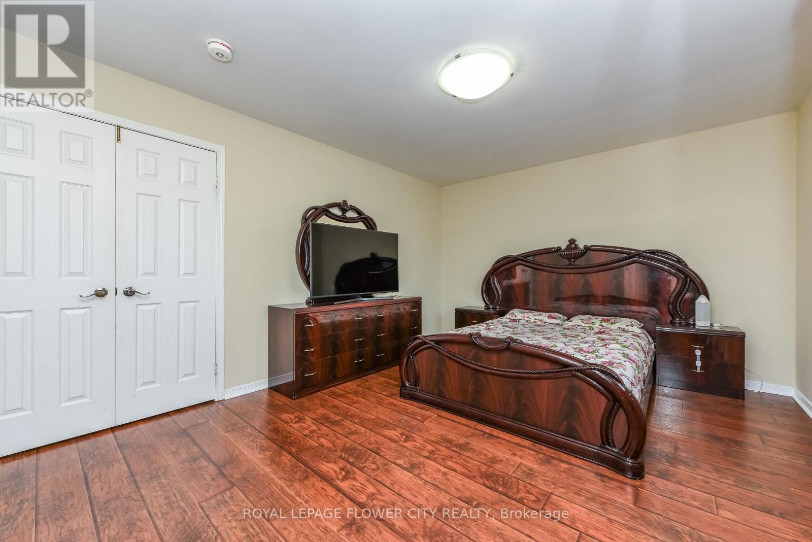46 PERTOSA DRIVE - Image 28