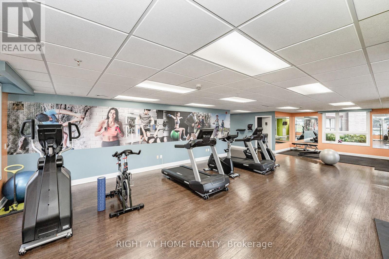 #107 5020 CORPORATE DRIVE - Image 34