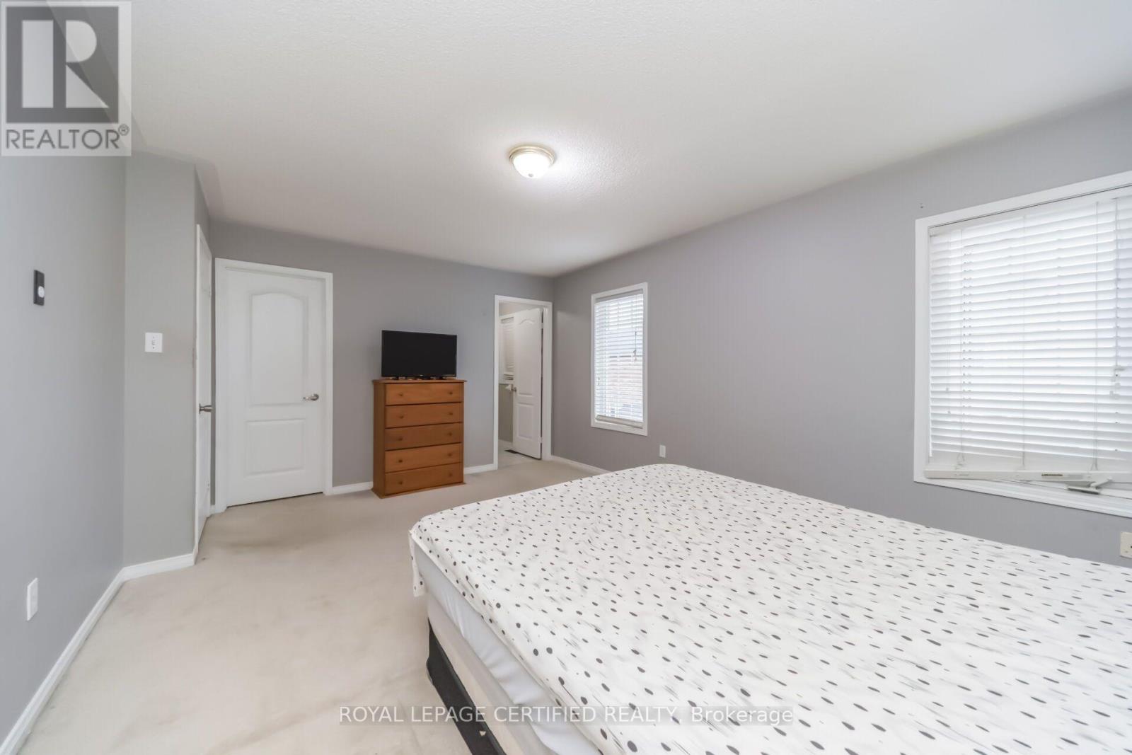 3 OLDE TOWN ROAD - 14