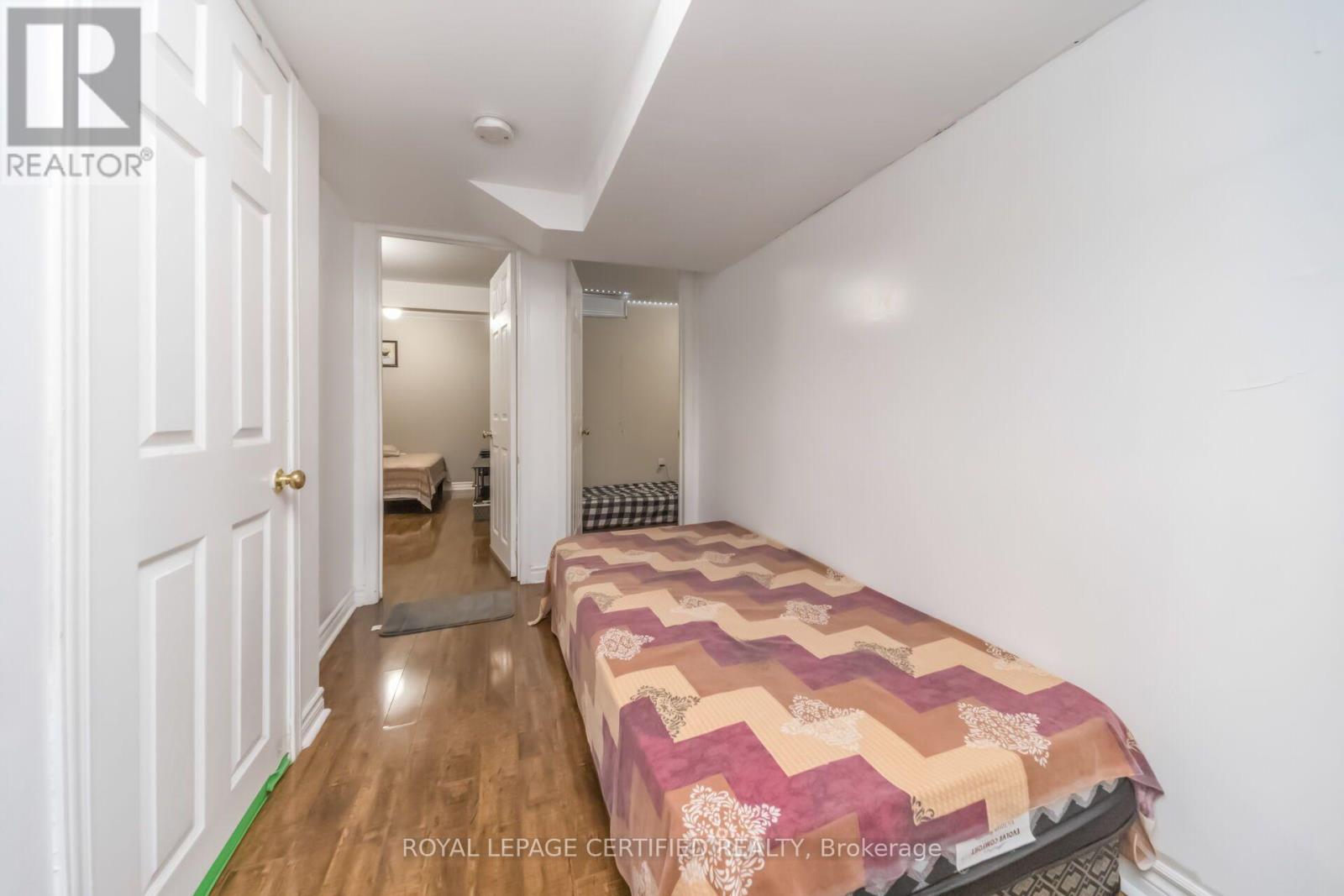 3 OLDE TOWN ROAD - 26