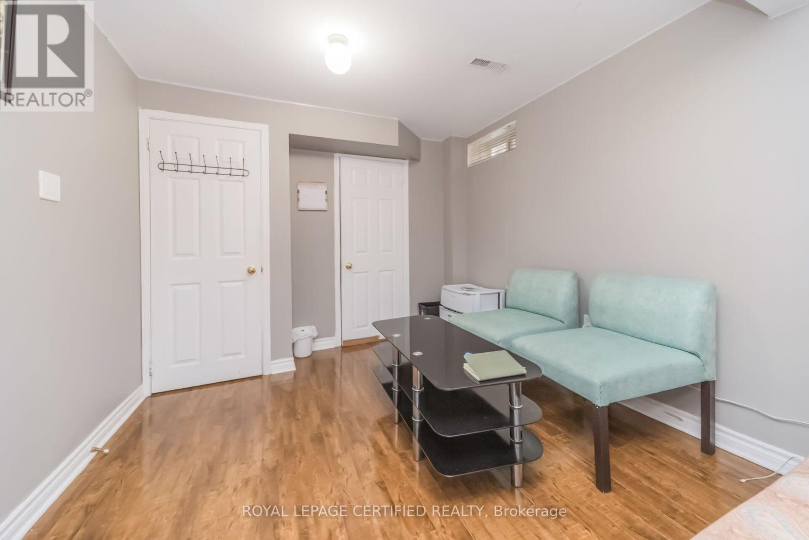 3 OLDE TOWN ROAD - 27