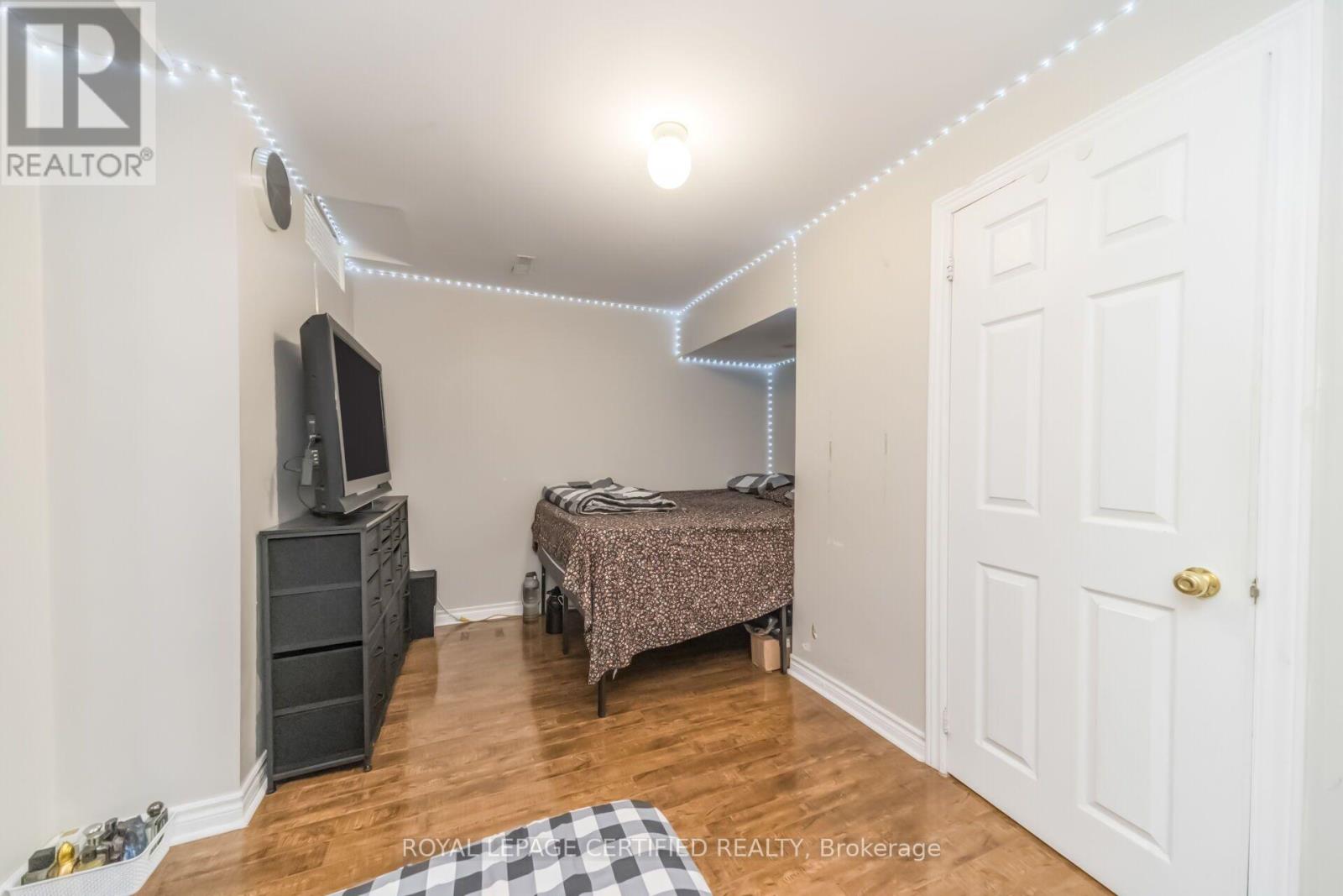 3 OLDE TOWN ROAD - 29