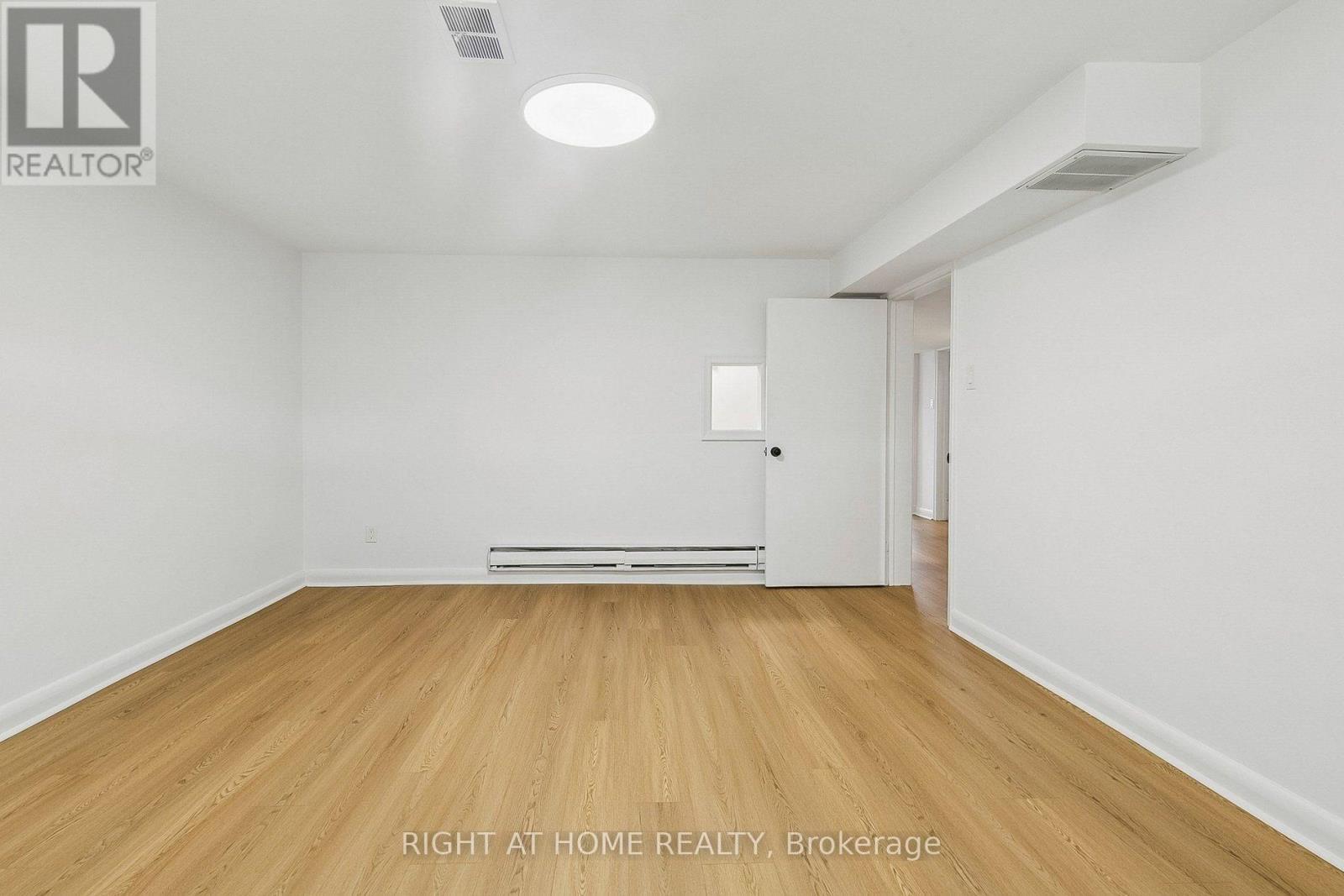 47 WENDERLY DRIVE - Image 32