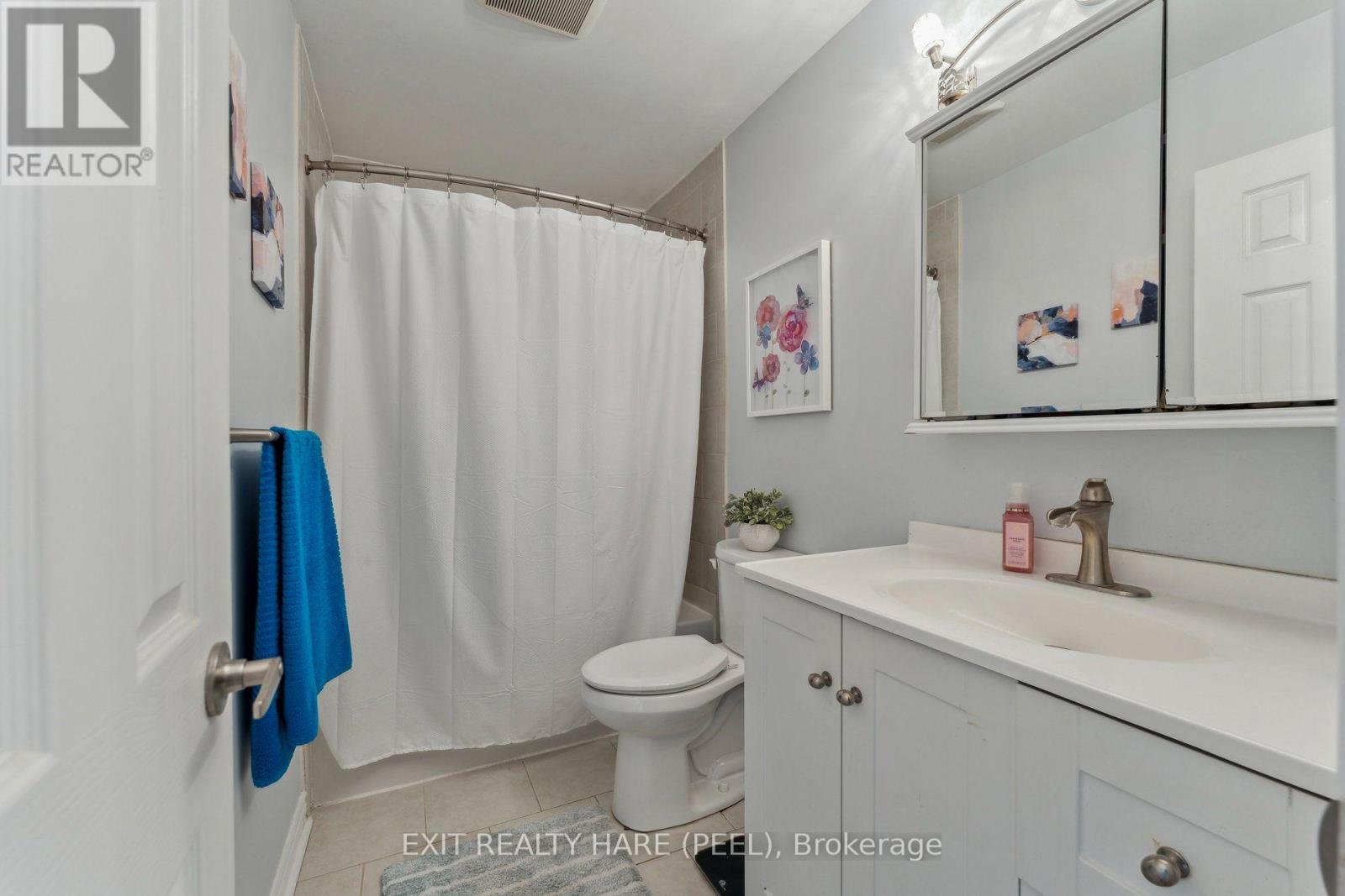 #78 900 CENTRAL PARK DRIVE N - Image 16