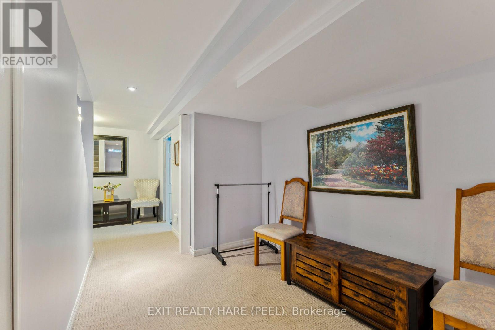 #78 900 CENTRAL PARK DRIVE N - Image 26