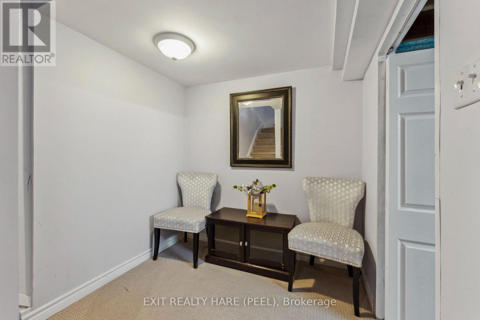 #78 900 CENTRAL PARK DRIVE N - Image 27