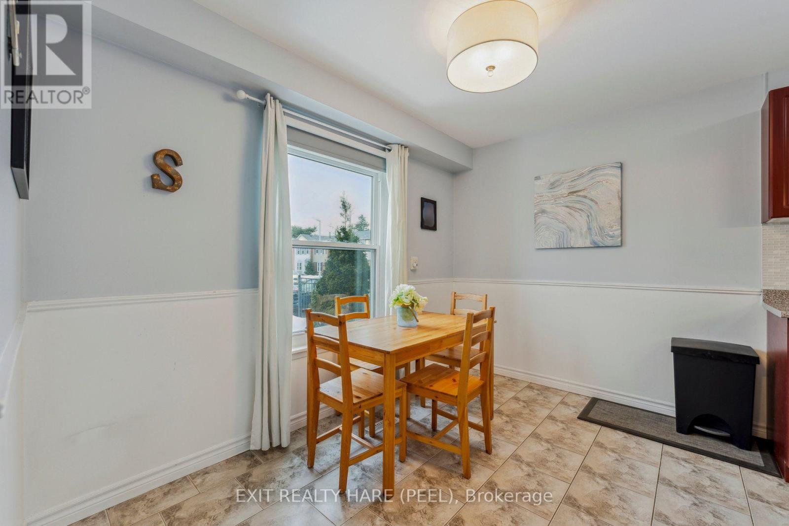 #78 900 CENTRAL PARK DRIVE N - Image 9