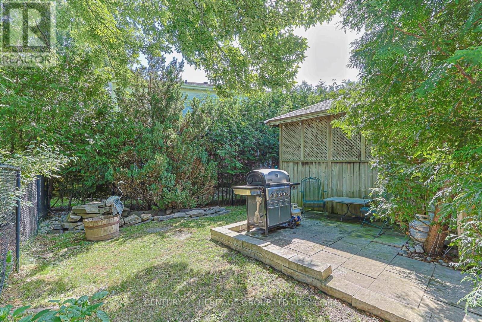 169 DELAYNE DRIVE - 42
