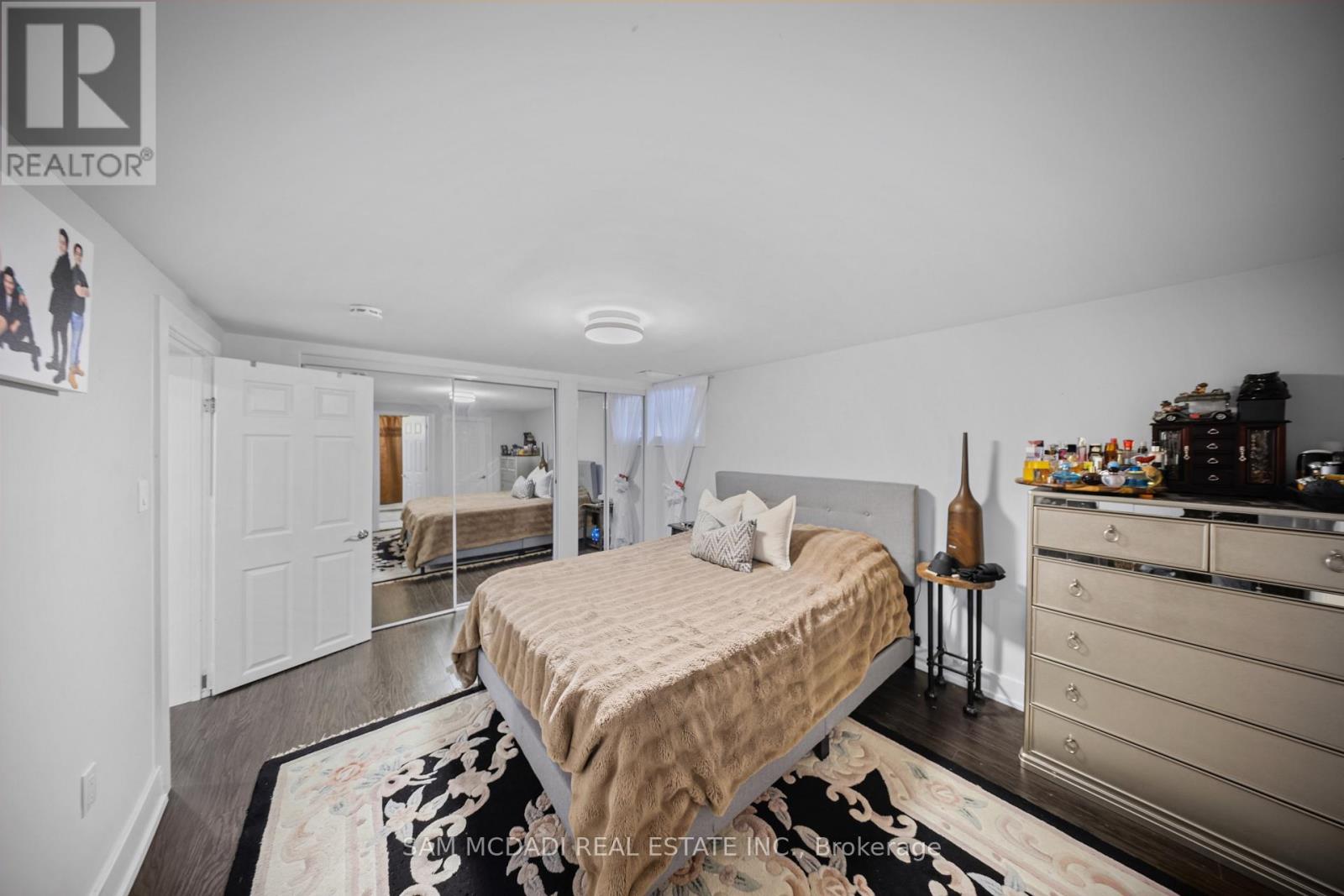 30 MAPLE AVENUE N - Image 29