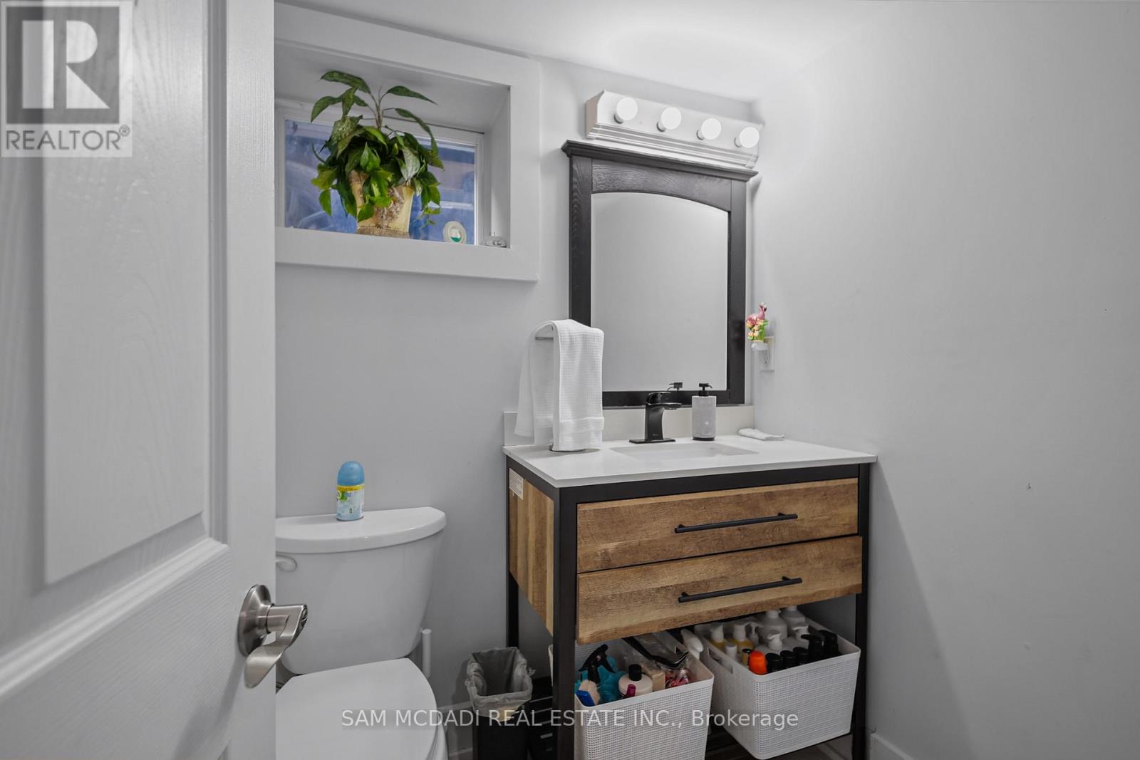 30 MAPLE AVENUE N - Image 31