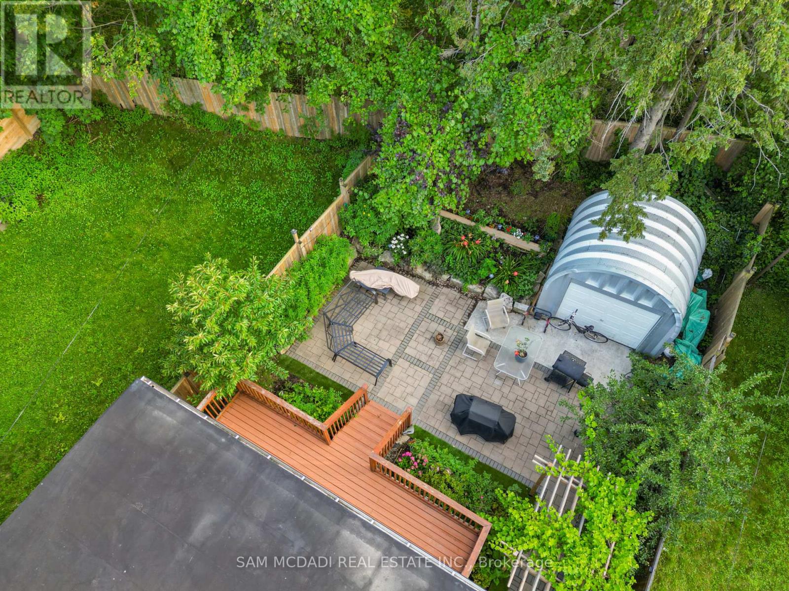 30 MAPLE AVENUE N - Image 35