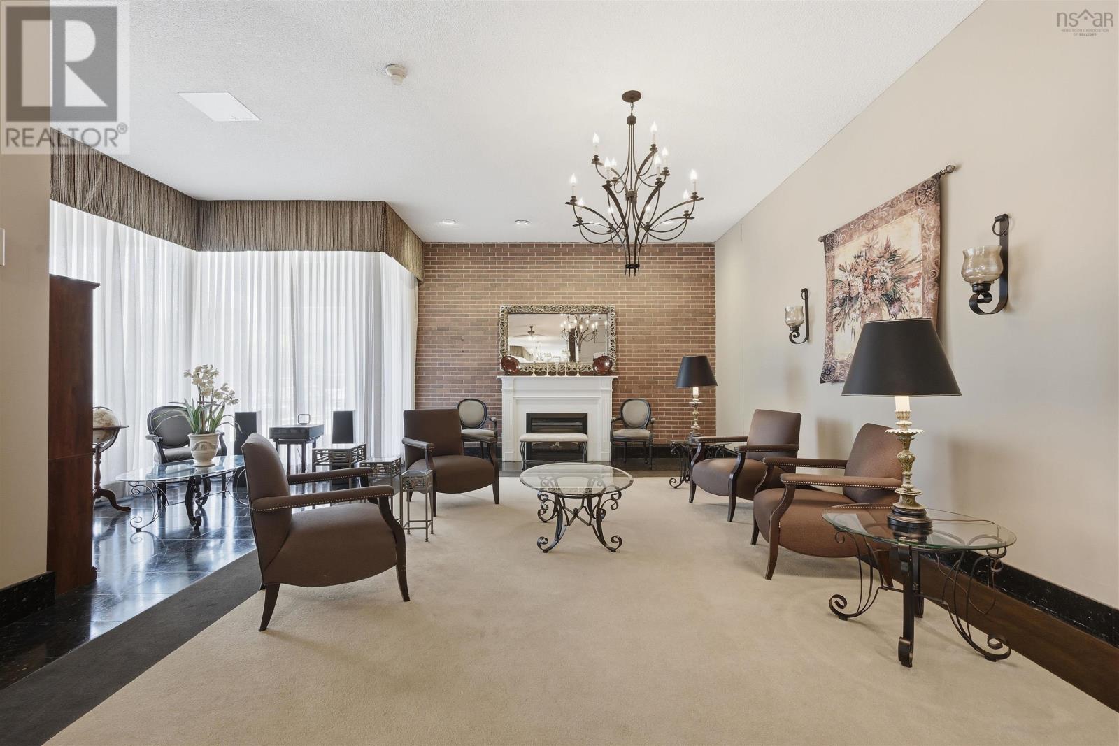 210 5959 Spring Garden Road, Halifax — photo 3