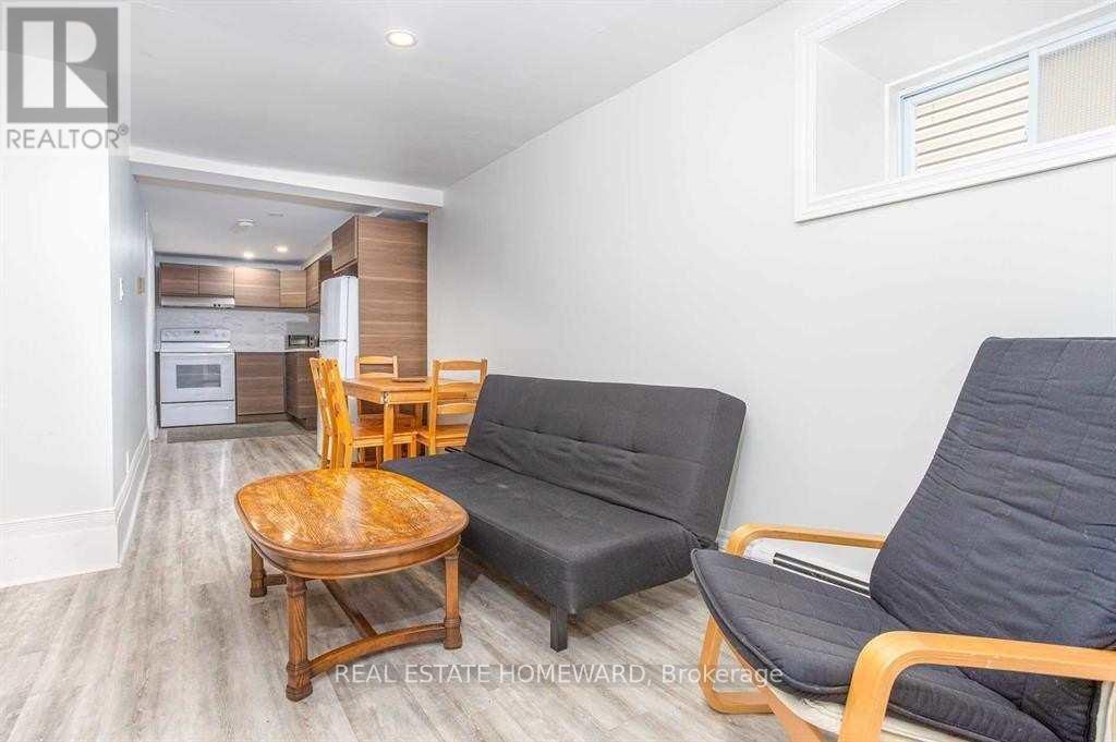 1 Bed, 1 Bath House for Rent in Ottawa – LOWER – 81 SWEETLAND AVENUE, Ottawa – MLS# X13616266 - Image 8